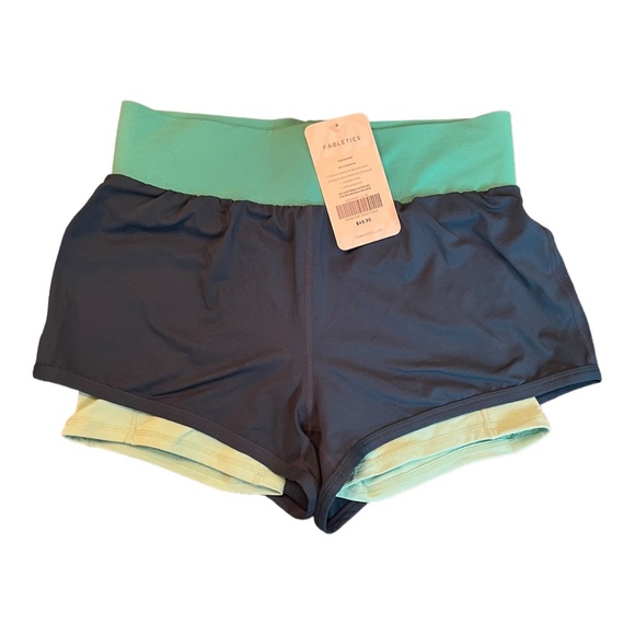 Fabletics Pants - 🤠 SOLD 🤠 NWT Womens Fabletics Olesia Shorts Medium 6-8 Lined Workout Athletic